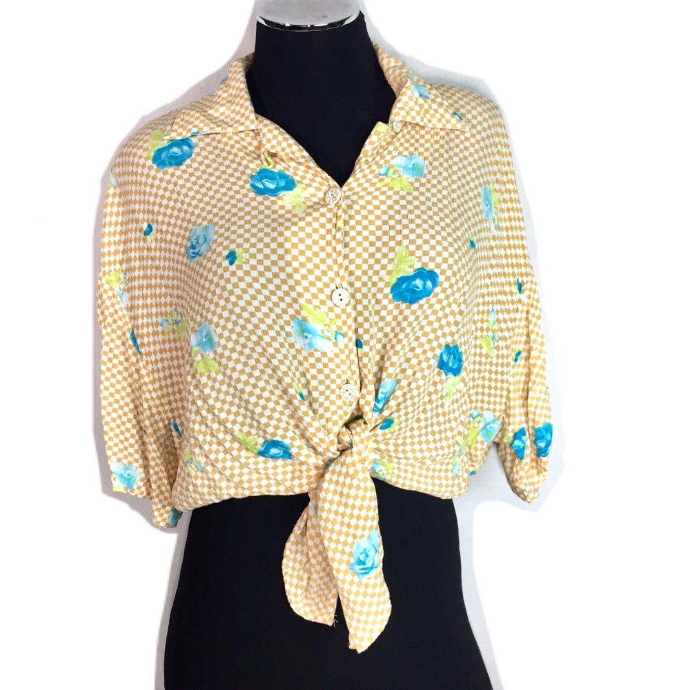 VTG Globetrotter Tie Front Cropped Top M
